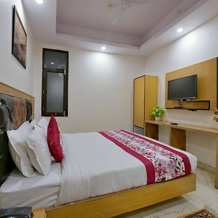 Hotel Hari International - Noida Sector 11 Kültér fotó