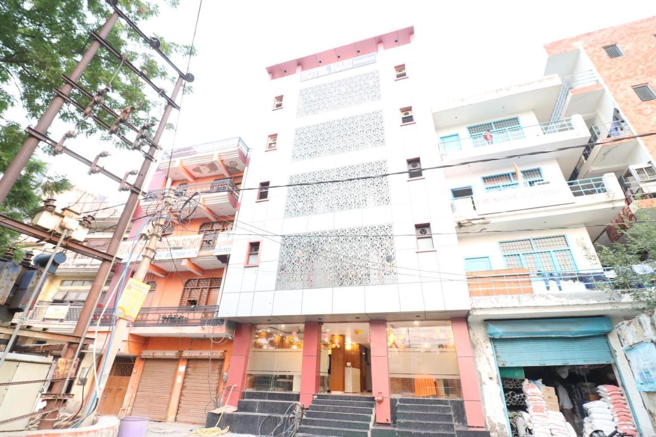 Hotel Hari International - Noida Sector 11 Kültér fotó