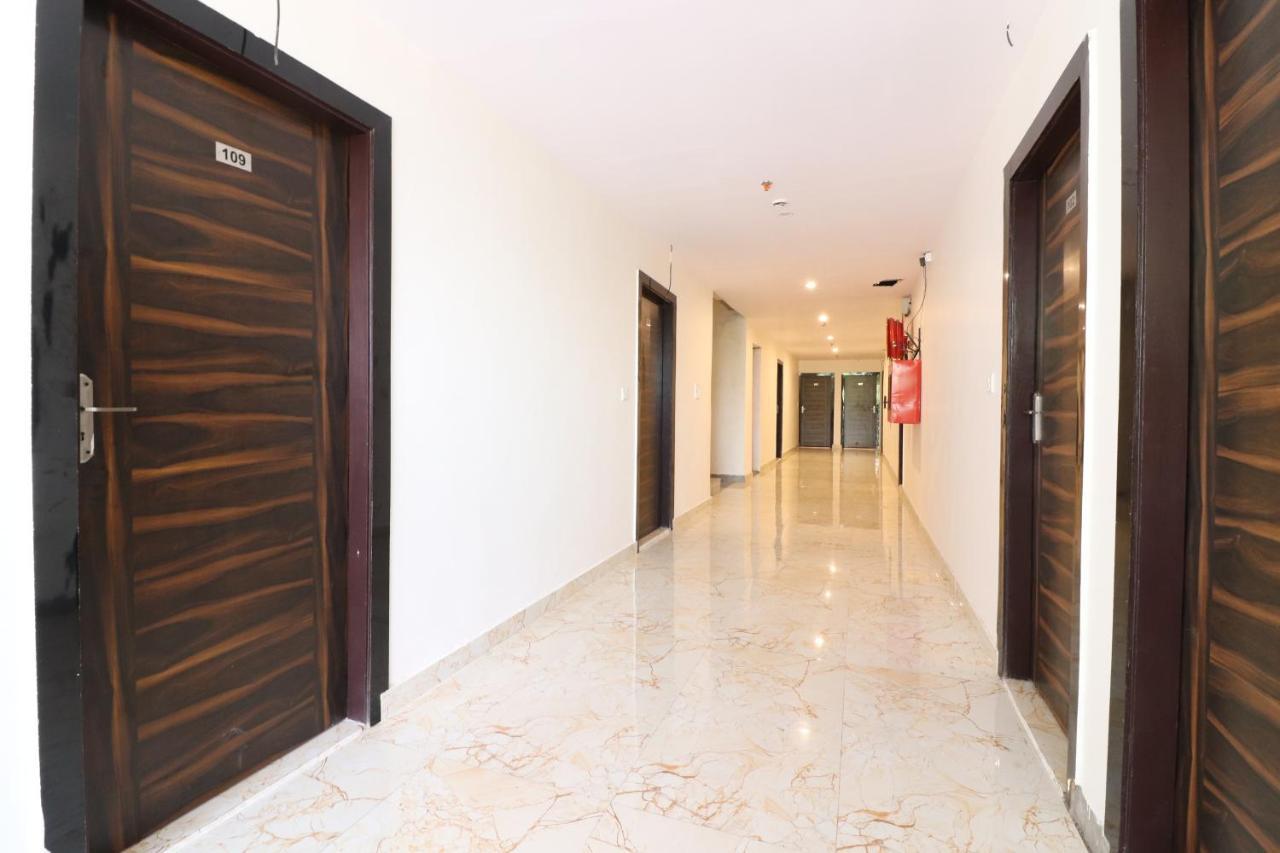 Hotel Hari International - Noida Sector 11 Kültér fotó