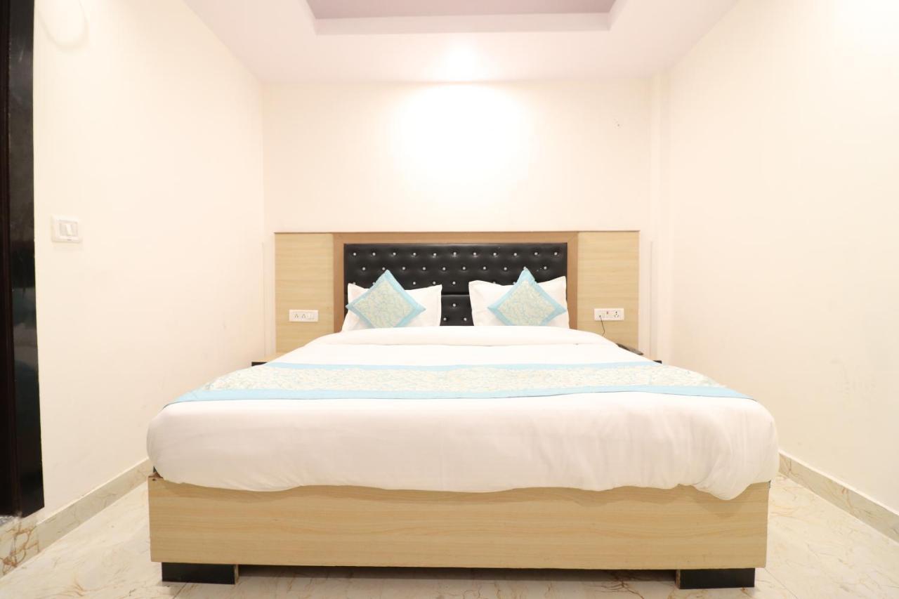 Hotel Hari International - Noida Sector 11 Kültér fotó