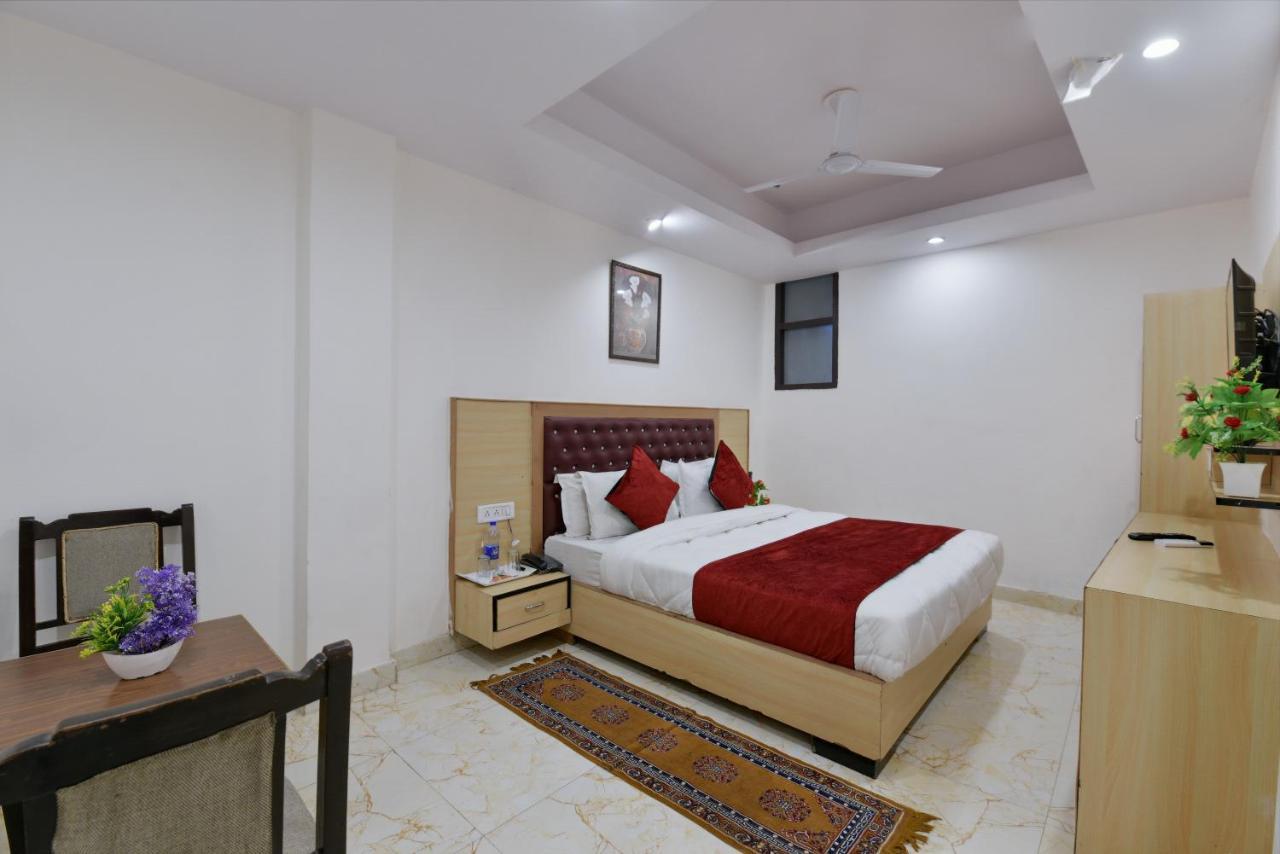 Hotel Hari International - Noida Sector 11 Kültér fotó