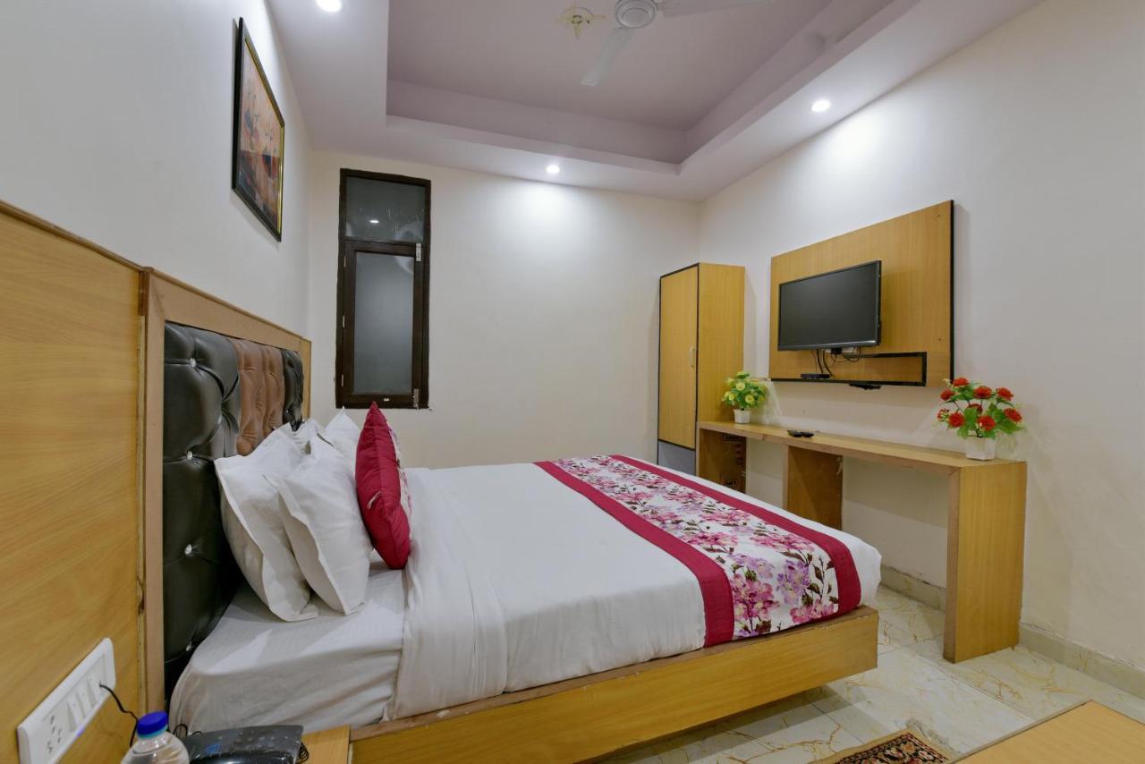 Hotel Hari International - Noida Sector 11 Kültér fotó