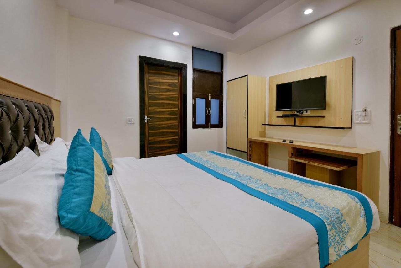 Hotel Hari International - Noida Sector 11 Kültér fotó