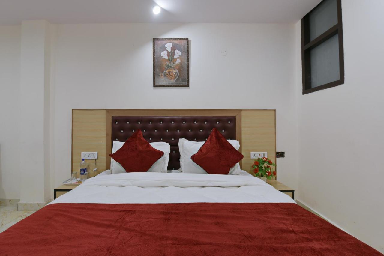 Hotel Hari International - Noida Sector 11 Kültér fotó